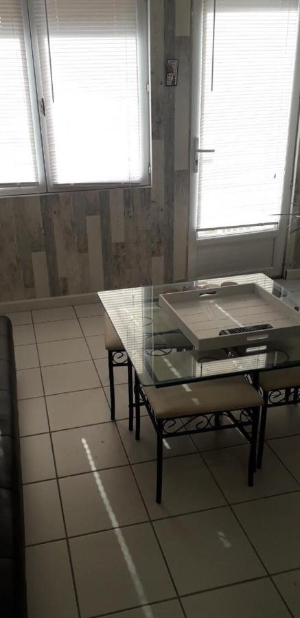 Appartement T2 Au Port De Canet-En-Roussillon - Proche De La Plage Et De L'Aquarium Oniria ภายนอก รูปภาพ
