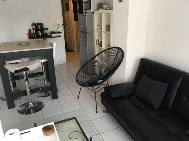 Appartement T2 Au Port De Canet-En-Roussillon - Proche De La Plage Et De L'Aquarium Oniria ภายนอก รูปภาพ